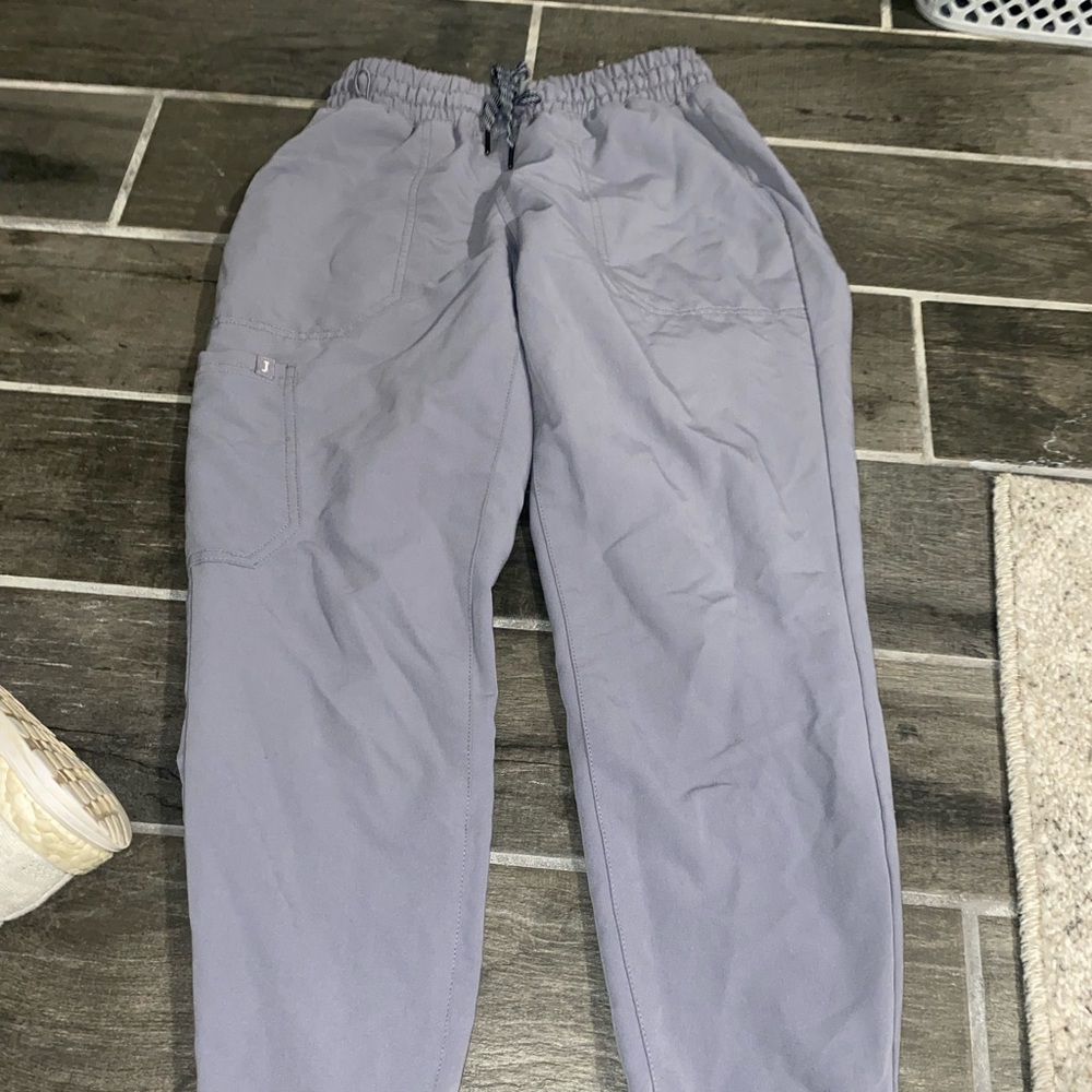 Jaanuu Gray scrub pants size XS